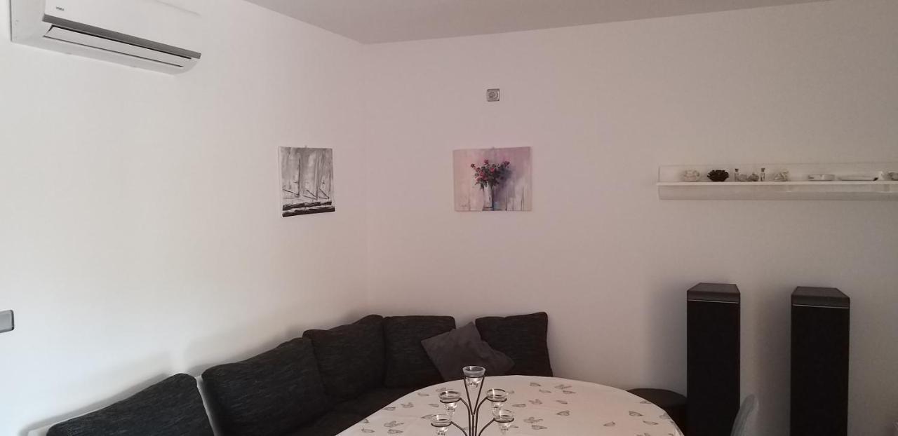 Apartman Slavica Rogoznica  Exteriör bild